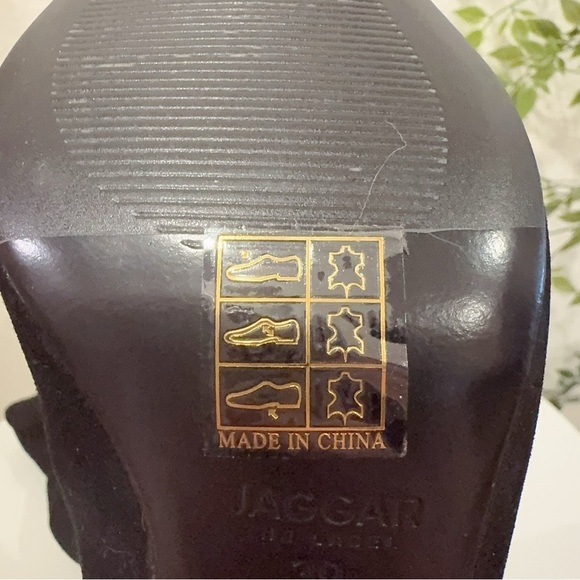 Jaggar Black Pleated Suede Kitten Heel Boots Bootie NIB 39/40 - Picture 13 of 16